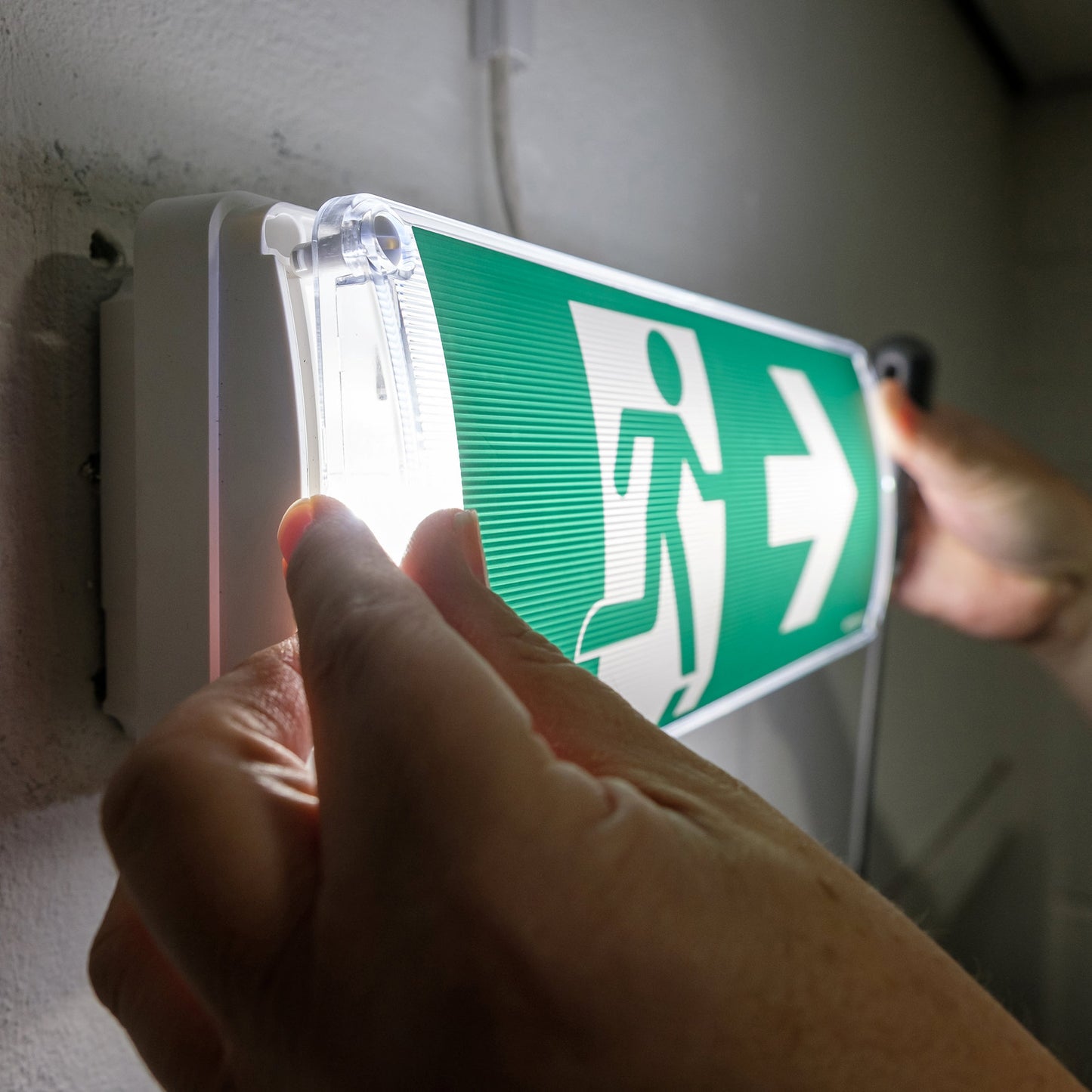 Iluminación de emergencia, orientación y vías de escape Adurolight®, Arno, 230 V, 3 W, duración de la batería 2 horas