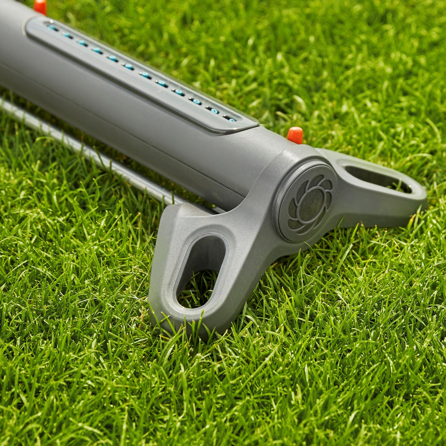 Gardena oscillating sprinkler, type AquaZoom L, 28 - 350 m²