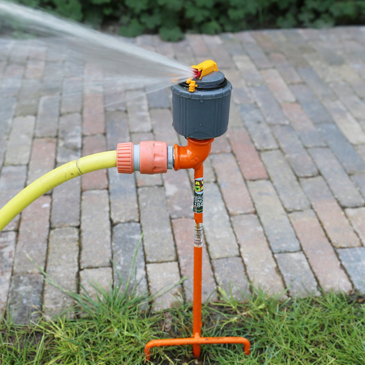 Talen Tools Talen Tools sprinkler tripod peg with cross support, single, ½